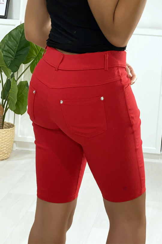 Short femme rouge 